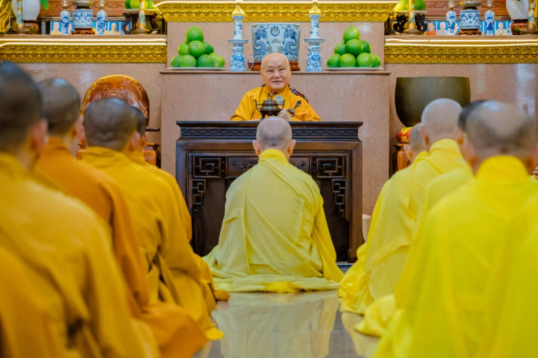 Hoài Niệm Tôn Sư - Ánh Đạo Vàng Trong Dòng Chảy Phật Pháp